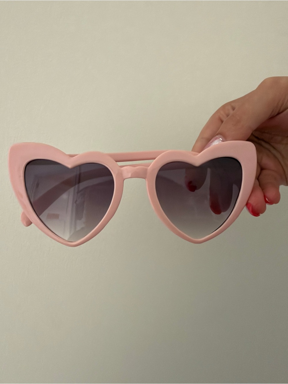 Classic Heart-Shaped Pink Sunglasses